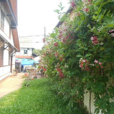 Le Bougainvillier Hotel Luangprabang Kültér fotó